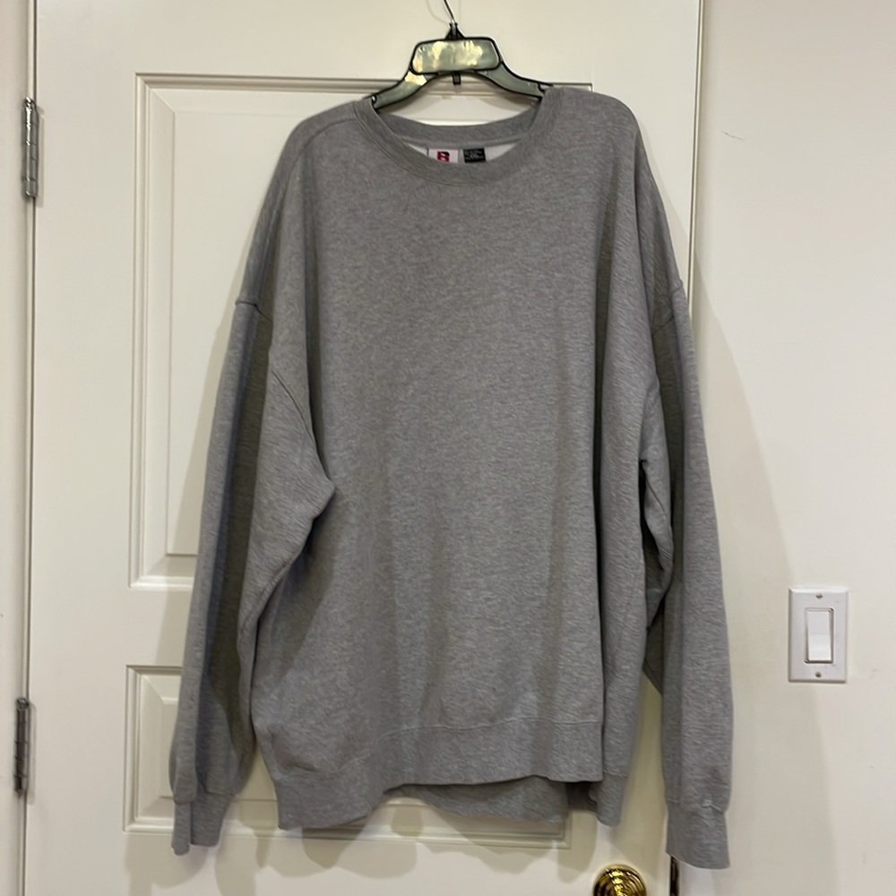 Plain crewneck hoodie gray size men 4LX
New with out tags